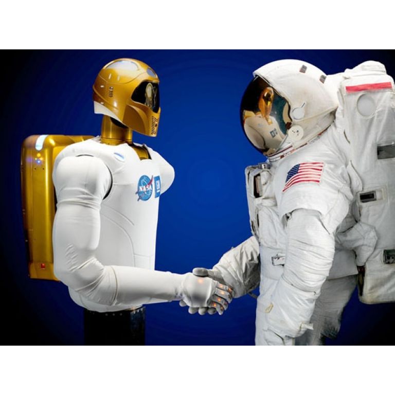 Entra en funciones el primer robot astronauta